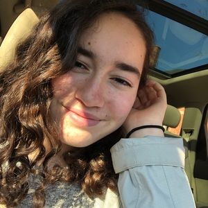 Meet your Posher, Hannah
